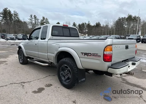 2003 Toyota Tacoma Base V6 z USA, uszkodzony, nr VIN 5TEWN72N63Z187553